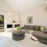 Seashell Luxury * Lixouri